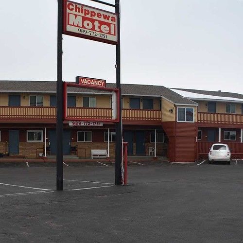 Chippewa Motel Маунт Плезант Екстериор снимка